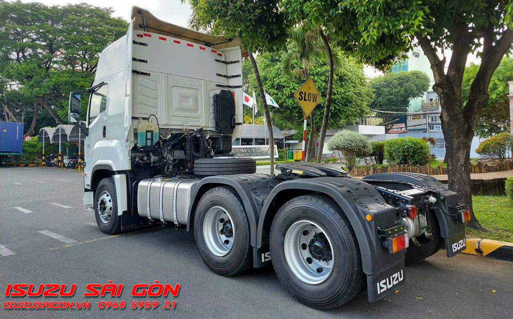 Đầu Kéo Isuzu 420 Hp 7
